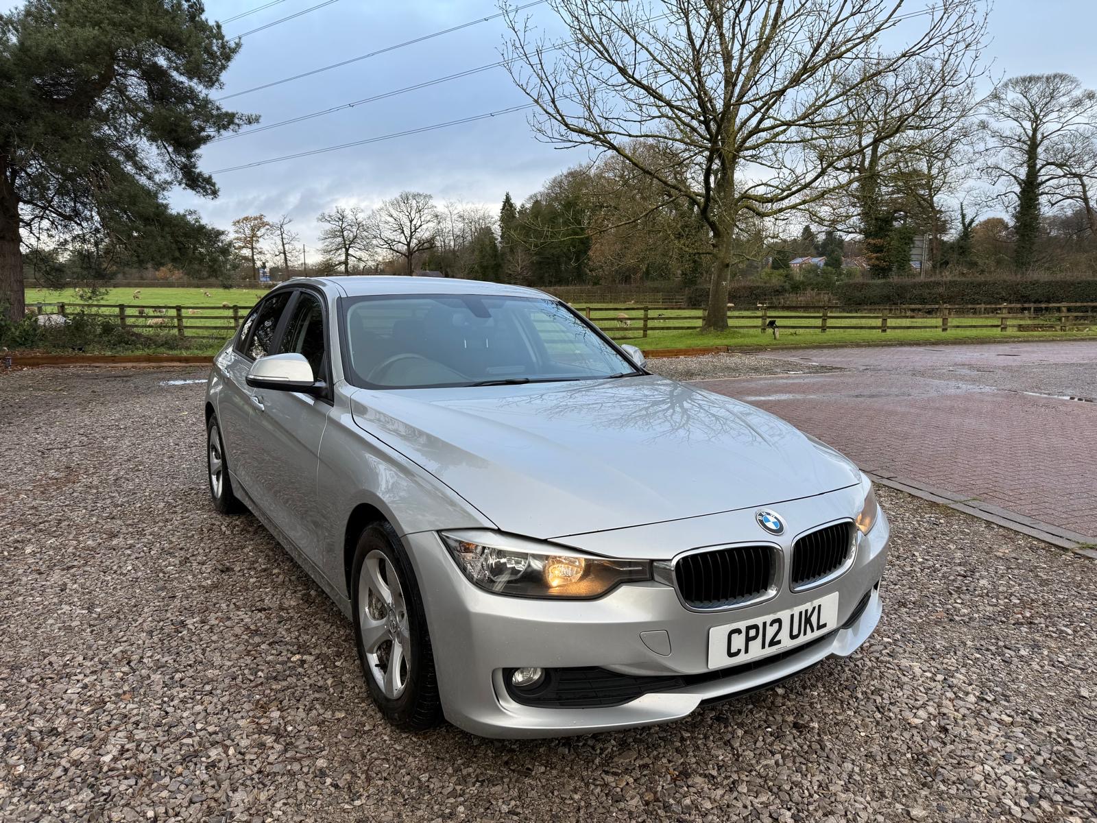 BMW 320d — front three-quarter